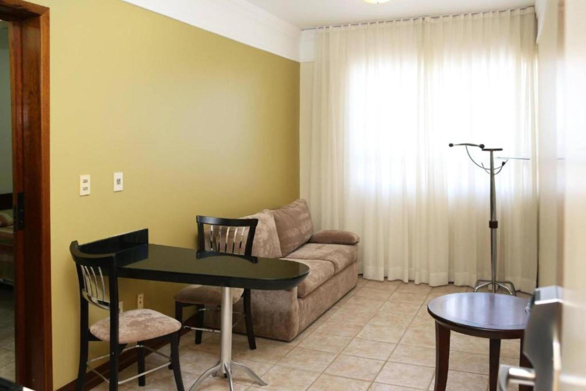 جوينفيل Le Village Flats E Hotel الغرفة الصورة